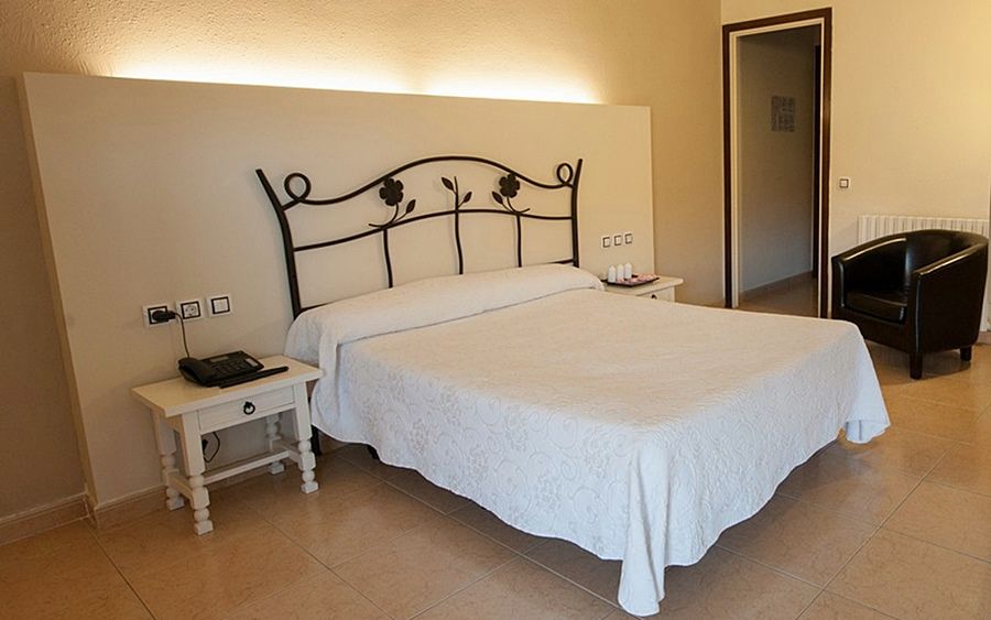 Hotel El Bruc Luaran gambar